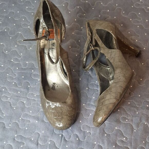 Sam & Libby Elegant Gray Women's Heels size 9 - Picture 1 of 10